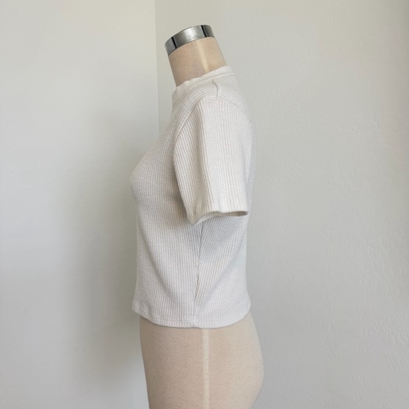 White Ribbed Crop Top - Picture 3 of 6